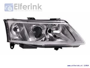 New Headlight, right Saab 9-3 03- Price € 205,70 Inclusive VAT offered by Auto Demontage Elferink B.V.