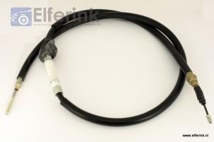 Nuevos Cable de freno de mano Saab 900 Precio € 36,30 IVA incluido ofrecido por Auto Demontage Elferink B.V.