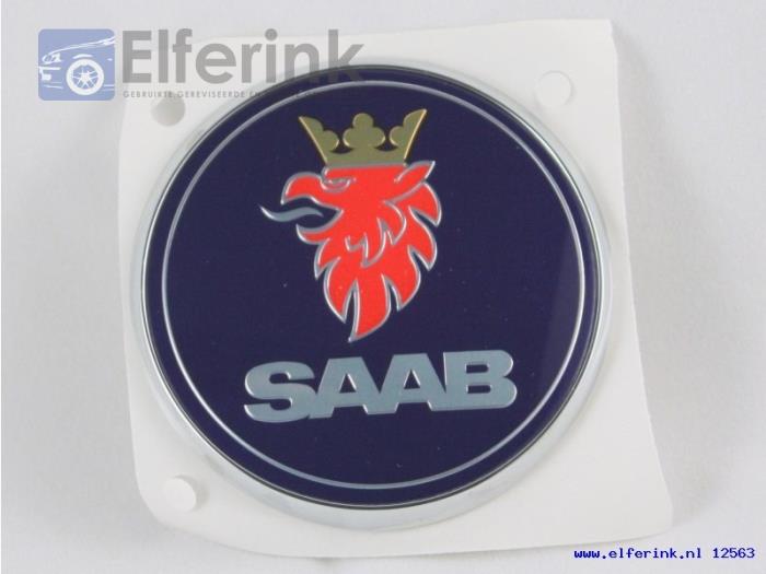 Emblem from a Saab 9-5 2004
