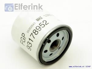 New Oil filter Saab 9000 Price € 4,84 Inclusive VAT offered by Auto Demontage Elferink B.V.