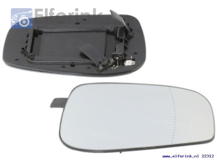 Mirror glass, right from a Volvo S60 2005
