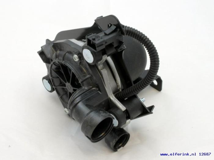 Nowe Pompa EGR Saab 9-3 03- Cena € 260,15 Z VAT oferowane przez Auto Demontage Elferink B.V.
