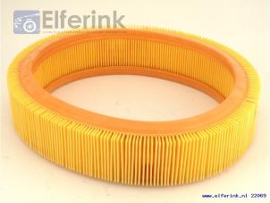 New Air filter Volvo 4-Serie Price € 9,68 Inclusive VAT offered by Auto Demontage Elferink B.V.