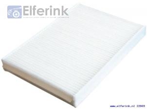 New Cabin air filter Volvo V60 Price € 12,10 Inclusive VAT offered by Auto Demontage Elferink B.V.