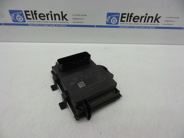 Usagé Module pompe carburant Opel Ampera-e 1.4 16V Prix € 40,00 Règlement à la marge proposé par Auto Demontage Elferink B.V.