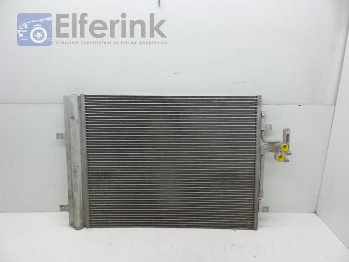 Air conditioning condenser from a Volvo S60 II (FS) 1.6 DRIVe,D2 2013
