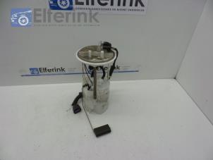 Usados Bomba eléctrica de combustible Opel Meriva 1.4 Turbo 16V ecoFLEX Precio € 65,00 Norma de margen ofrecido por Auto Demontage Elferink B.V.