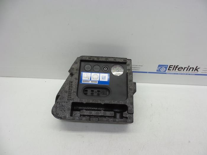 Used Compressor Opel Meriva (B) 1.4 Turbo 16V ecoFLEX Price € 25,00 Margin scheme offered by Auto Demontage Elferink B.V.