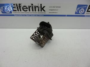Used Cooling fan resistor Opel Astra H GTC (L08) 1.9 CDTi 100 Price € 20,00 Margin scheme offered by Auto Demontage Elferink B.V.