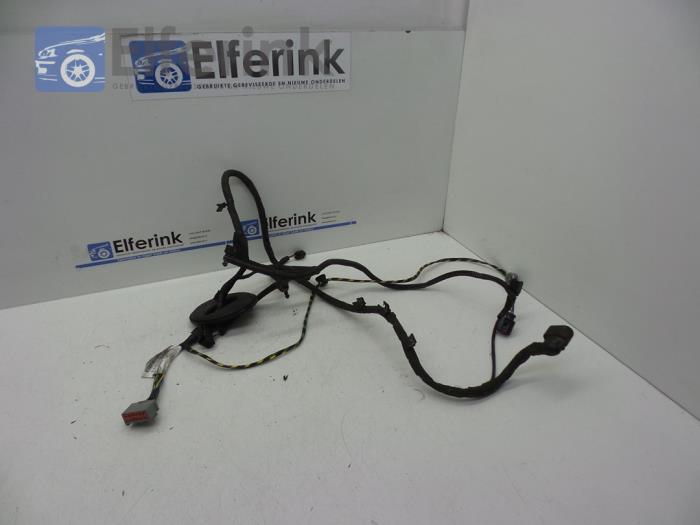 Wiring harness from a Volvo S60 Cross Country (FH) 2.0 D4 16V 2015