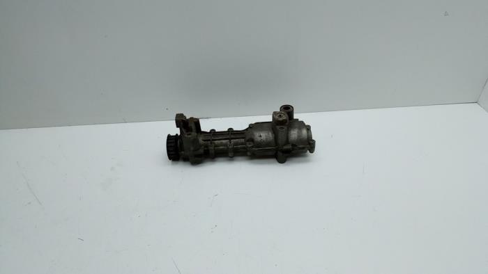 Używane Wal balansujacy Volvo 740 2.3 GLT,GLE 16V Cena € 40,00 Procedura marży oferowane przez Auto Demontage Elferink B.V.
