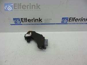 Used Heater resistor Opel Signum (F48) 2.2 DGI 16V Price € 40,00 Margin scheme offered by Auto Demontage Elferink B.V.