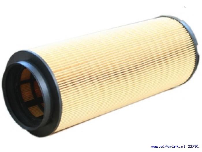 Nya Luftfilter Volvo V70 Pris € 15,13 Inklusive moms erbjuds av Auto Demontage Elferink B.V.