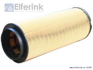 New Air filter Volvo V70 Price € 15,13 Inclusive VAT offered by Auto Demontage Elferink B.V.