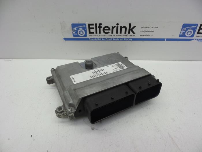 Used Injection computer Volvo V50 (MW) 2.4 20V Price € 125,00 Margin scheme offered by Auto Demontage Elferink B.V.
