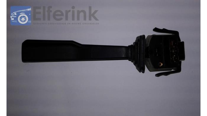 Wiper switch from a Volvo 460 1.8i DL/GL 1996