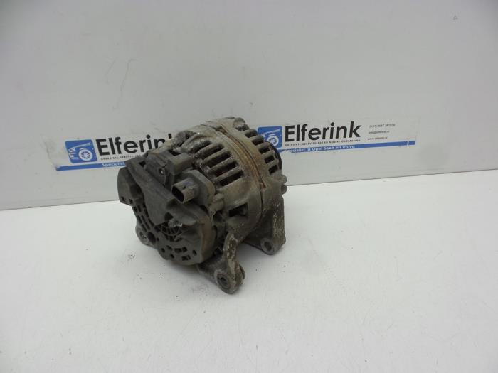 Gebrauchte Dynamo Opel Astra H (L48) 1.6 16V Twinport Preis € 30,00 Margenregelung angeboten von Auto Demontage Elferink B.V.