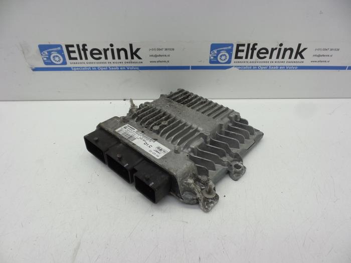 Used Injection computer Volvo V50 (MW) 2.0 D 16V Price € 100,00 Margin scheme offered by Auto Demontage Elferink B.V.