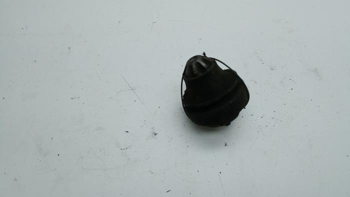 Usagé Support moteur Volvo S60 I (RS/HV) 2.0 T 20V Prix € 25,00 Règlement à la marge proposé par Auto Demontage Elferink B.V.