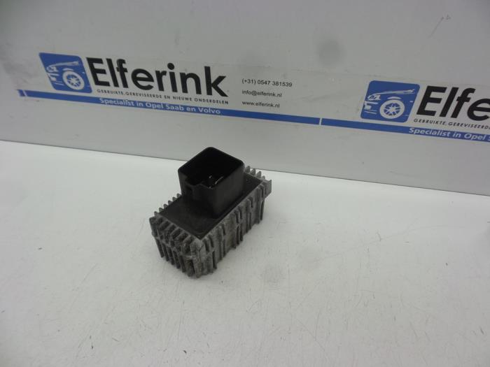 Glow plug relay Opel Zafira 2.0 DTI 16V 51299008