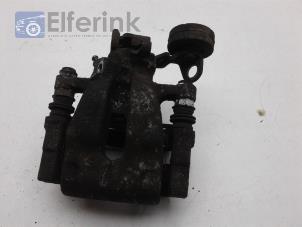 Used Rear brake calliper, left Opel Zafira (F75) 2.2 DTI 16V Price € 40,00 Margin scheme offered by Auto Demontage Elferink B.V.