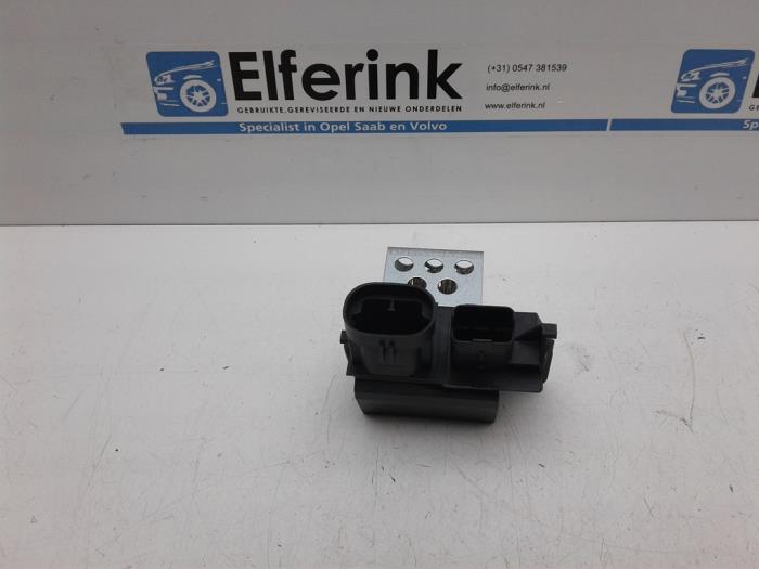 Opel Corsa Cooling fan resistors stock