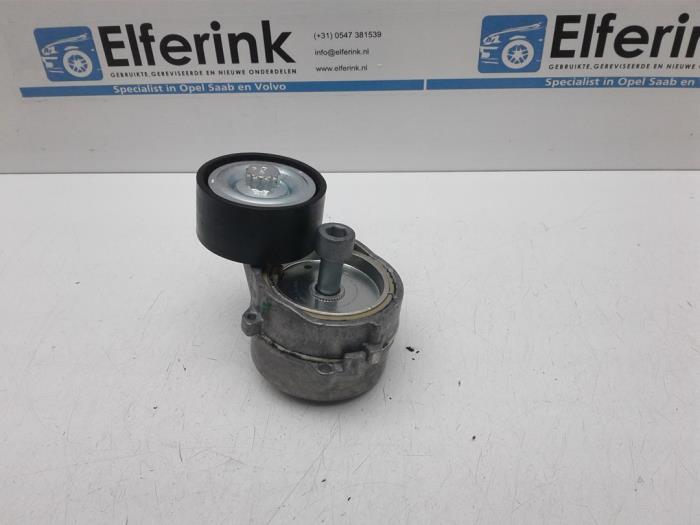 Gebrauchte Spanrolle multiriem Opel Corsa F (UB/UH/UP) 1.2 Turbo 12V 100 Preis € 25,00 Margenregelung angeboten von Auto Demontage Elferink B.V.