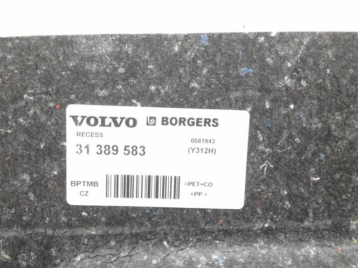 Boot mat Volvo V60 I 2.4 D6 20V Plug-in Hybrid AWD - 31389583