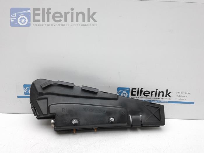 Side Airbag from a Volvo V60 I (FW/GW) 1.6 DRIVe 2013