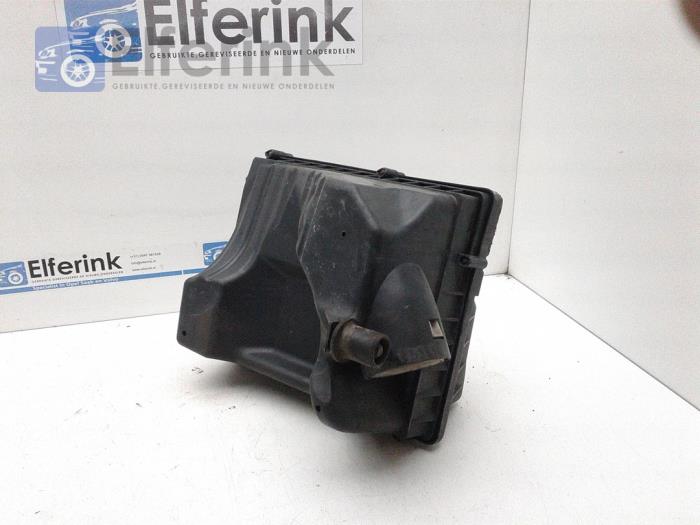 Air box from a Opel Astra H GTC (L08) 1.8 16V 2009
