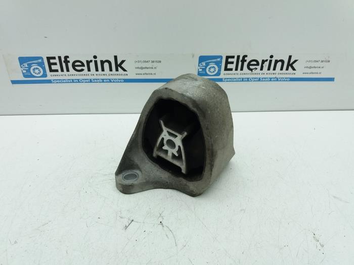 Used Engine mount Volvo V90 Cross Country (PZ) 2.0 D5 16V AWD Price € 25,00 Margin scheme offered by Auto Demontage Elferink B.V.