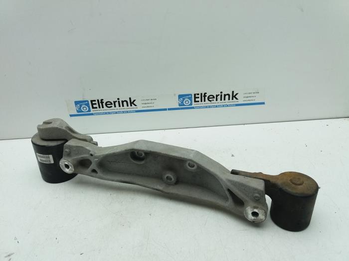 Shaft support Volvo V90 Cross Country 2.0 D5 16V AWD - 32203501