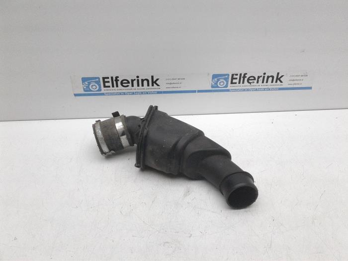 Gebrauchte Intercooler Rohr Volvo XC70 (BZ) 2.4 D5 20V AWD Preis € 50,00 Margenregelung angeboten von Auto Demontage Elferink B.V.