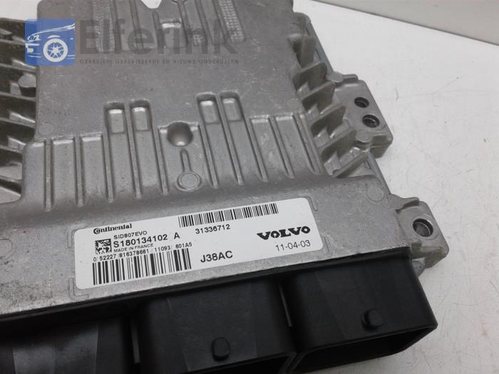 Ordenadores de inyección de un Volvo V60 I (FW/GW) 1.6 DRIVe 2011