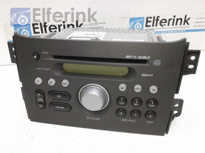 Radio CD player from a Opel Agila (B) 1.2 16V 2011