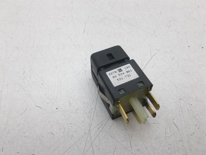 Fog light switch Opel Corsa B 1.2i 16V 90534861 GM