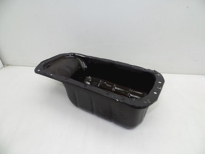 Usagé Couvercle carter Volvo C30 (EK/MK) 1.6 D 16V Prix € 75,00 Règlement à la marge proposé par Auto Demontage Elferink B.V.