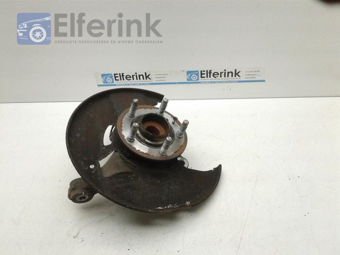 Knuckle, front right from a Saab 9-5 (YS3G) 2.0 T XWD Biopower 16V 2010