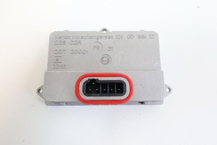 Nya Xenonmodul Saab 9-3 03- Pris € 121,00 Inklusive moms erbjuds av Auto Demontage Elferink B.V.