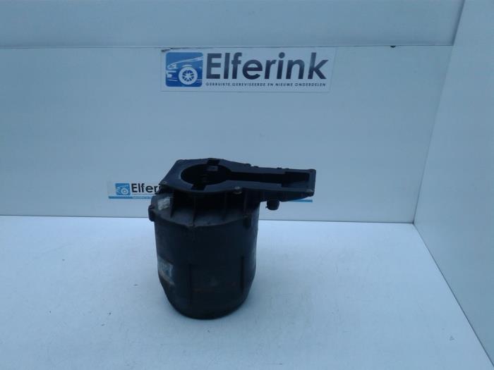 Begagnade Luftfilterhus Saab 900 I 2.0 Turbo Pris € 25,00 Marginaltabell erbjuds av Auto Demontage Elferink B.V.