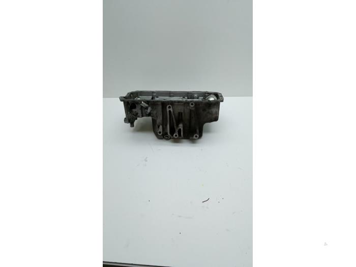 Gebrauchte Ölwanne Saab 9-5 Estate (YS3E) 1.9 TiD 16V Preis € 100,00 Margenregelung angeboten von Auto Demontage Elferink B.V.