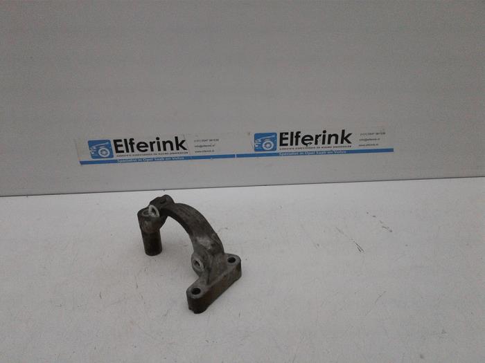 Used Engine mount Saab 9-5 (YS3G) 2.8 T XWD V6 24V Price € 25,00 Margin scheme offered by Auto Demontage Elferink B.V.