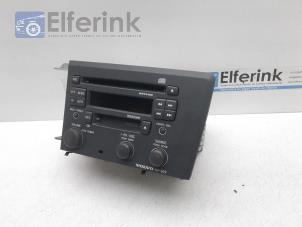 Usagé Radio/Lecteur CD Volvo XC70 (SZ) XC70 2.4 T 20V Prix € 125,00 Règlement à la marge proposé par Auto Demontage Elferink B.V.
