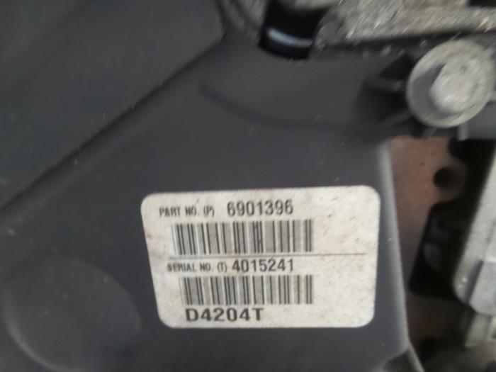 Silnik z Volvo V50 (MW) 2.0 D 16V 2005