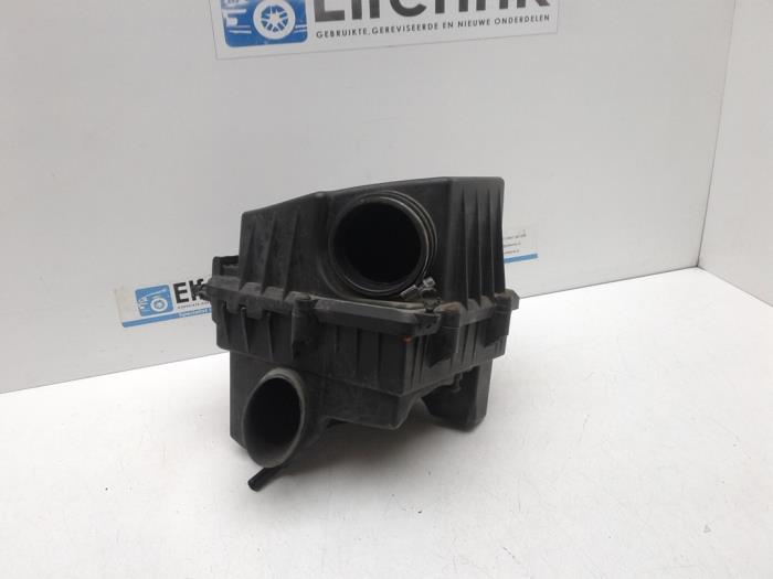 Begagnade Luftfilterhus Opel Corsa D 1.3 CDTi 16V ecoFLEX Pris € 25,00 Marginaltabell erbjuds av Auto Demontage Elferink B.V.