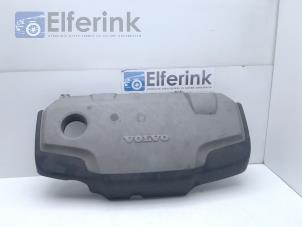 Usados Cobertor motor Volvo XC90 I 2.4 D5 20V Precio € 50,00 Norma de margen ofrecido por Auto Demontage Elferink B.V.