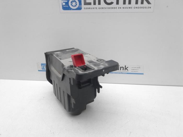 Battery box tray cover