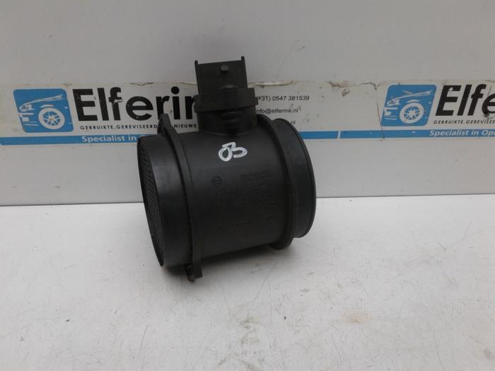 Gebrauchte Luftmassenmesser Saab 9-5 (YS3E) 3.0 TiD V6 24V Preis € 65,00 Margenregelung angeboten von Auto Demontage Elferink B.V.