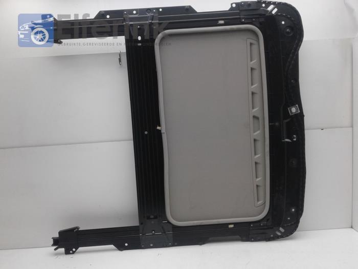 Sliding roof from a Volvo XC70 (BZ) 2.4 D 20V AWD 2012
