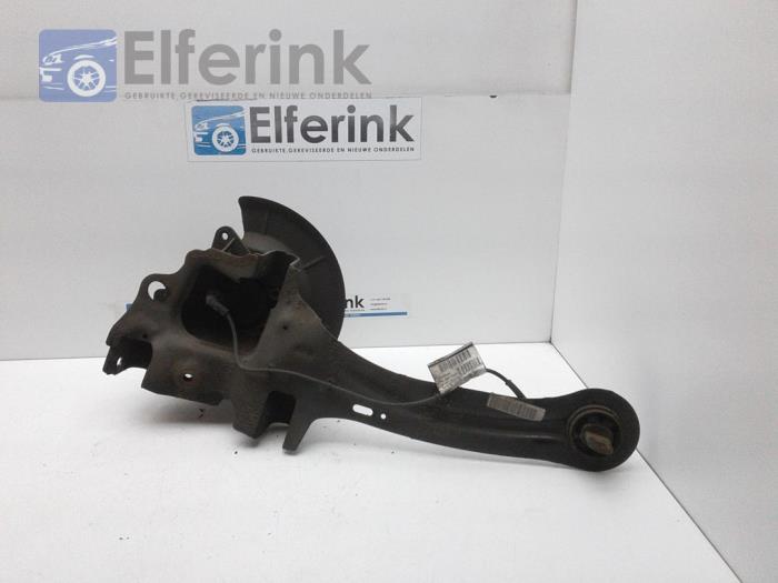 Knuckle, rear left from a Volvo V40 (MV) 2.0 D4 16V 2016